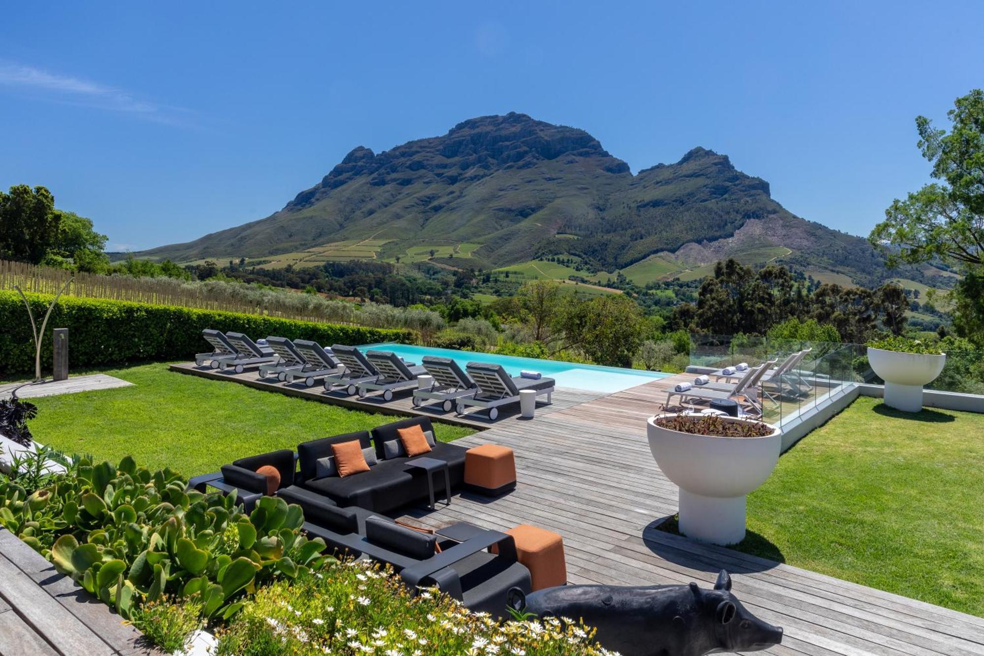 Clouds Estate Hotel Stellenbosch Exterior photo